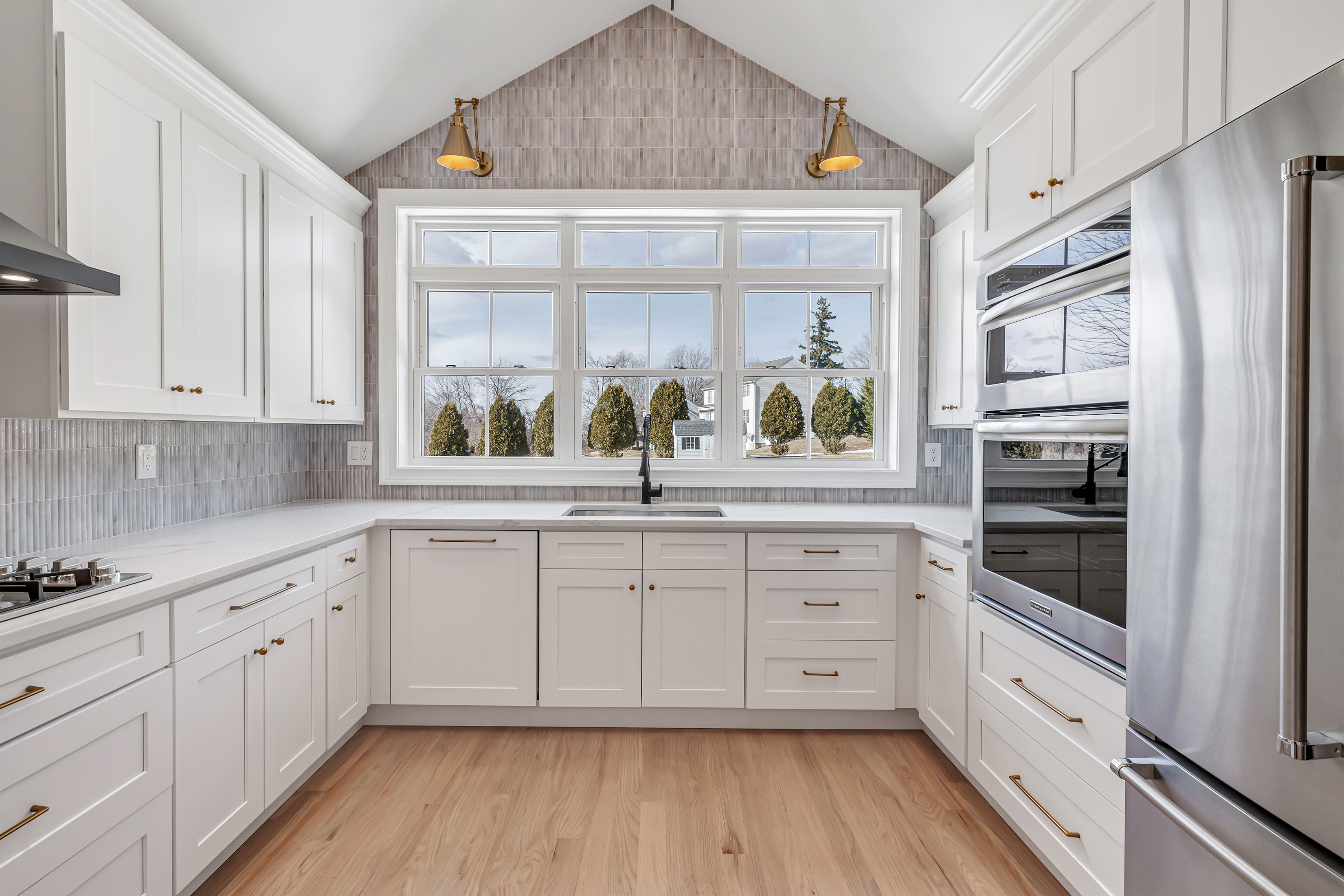 Connecticut kitchen — Delrose Realty