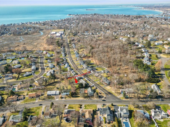 531 Welchs Point, Milford