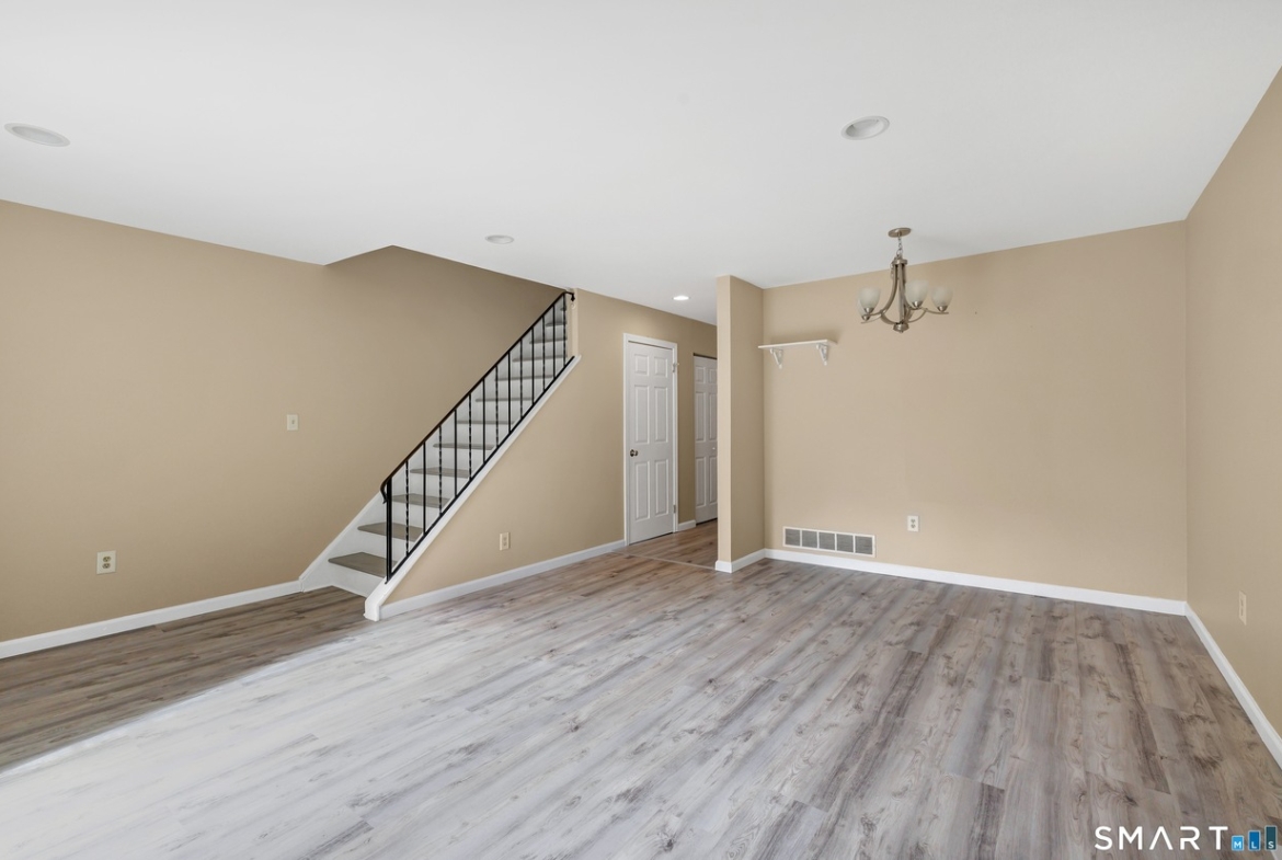31 Salem Walk, Unit 31, Milford — listing photo 10