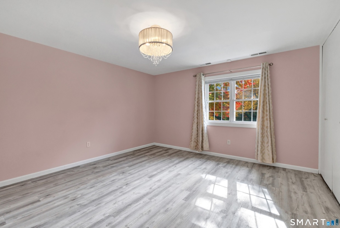 31 Salem Walk, Unit 31, Milford — listing photo 18