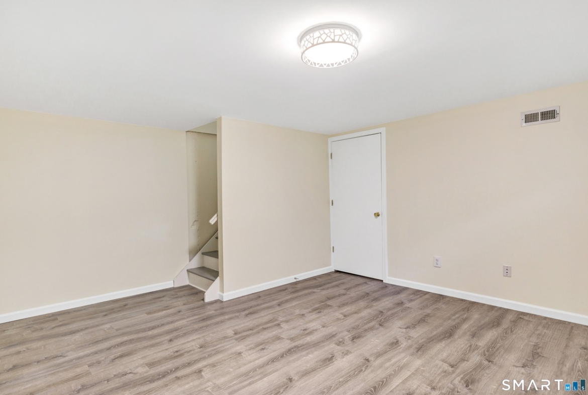 31 Salem Walk, Unit 31, Milford — listing photo 28
