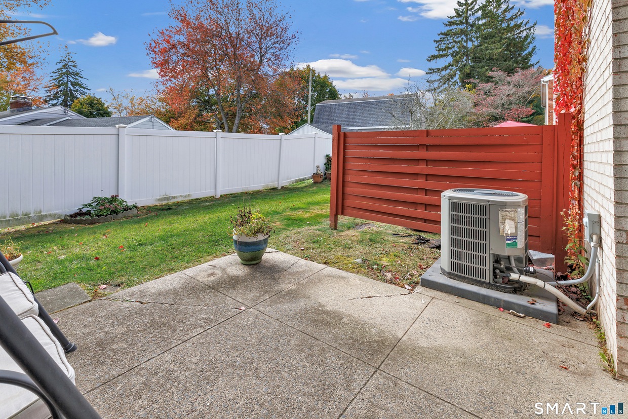 31 Salem Walk, Unit 31, Milford — listing photo 32