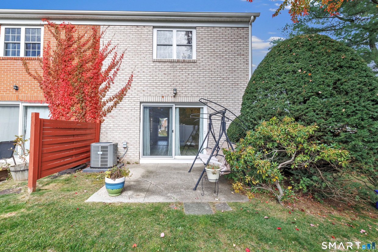 31 Salem Walk, Unit 31, Milford — listing photo 33